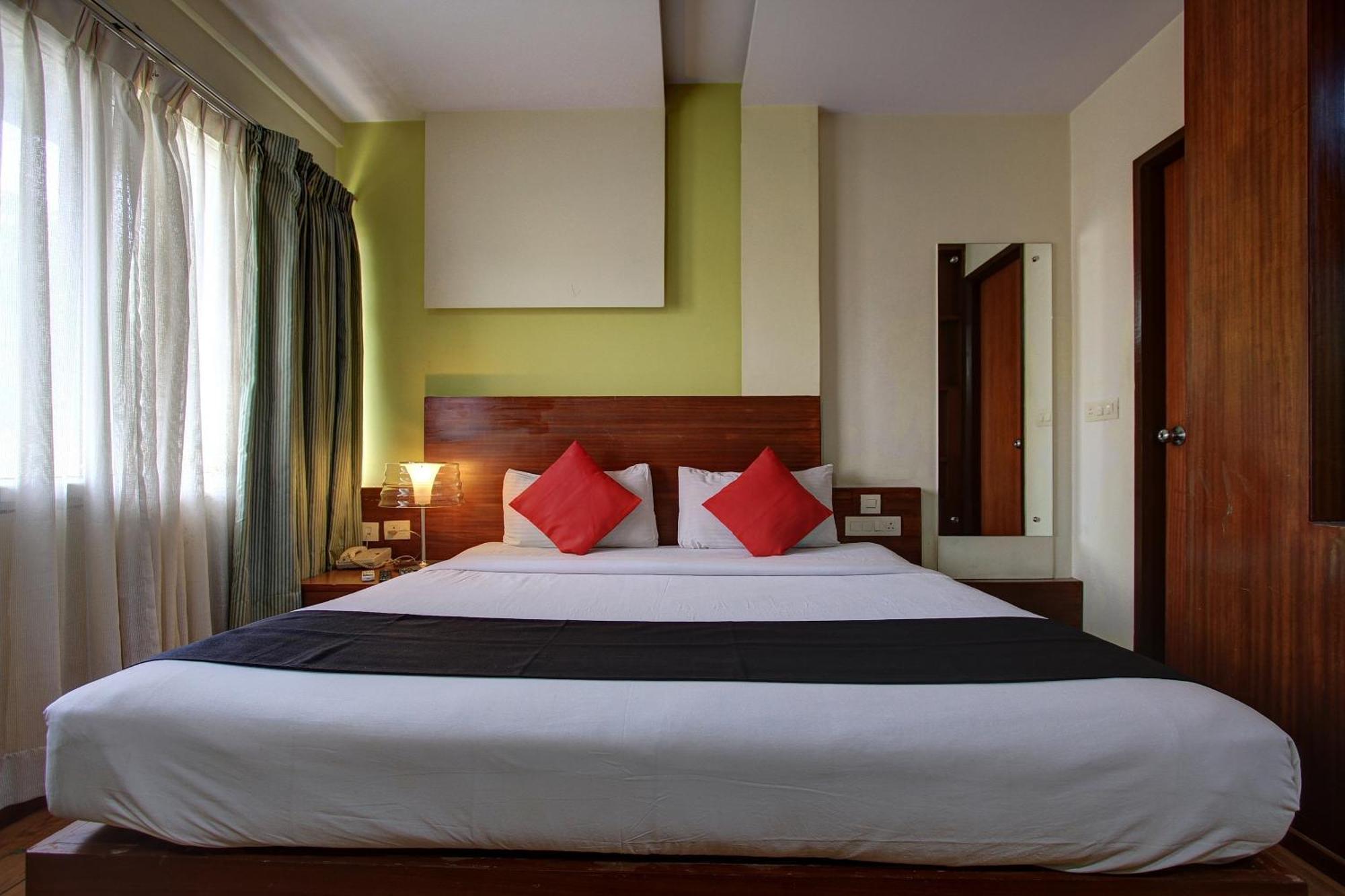מלון ניו דלהי Townhouse Jp Residency Near Delhi Airport מראה חיצוני תמונה
